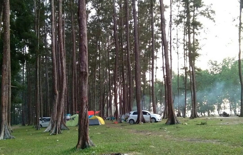 Pantai Tanah Merah Tanjung Harapan